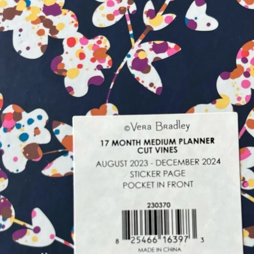 Vera Bradley‎ Floral notebook agenda 17 month planner 2023-2024. NEW